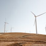 Mejora la sostenibilidad y reduce costos con la certificación ISO 50001 en tu planta de producción de merchandising